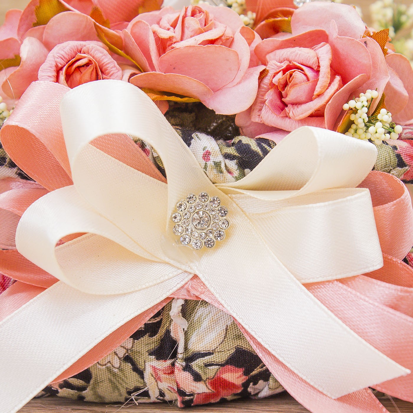 Sacchettone Floreale Rosa con Sposi e Sali Profumati La Vie en Rose