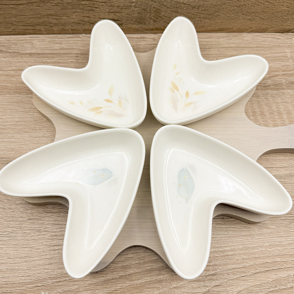 Set 4 Ciotole Cuore con Vassoio Fiori Mandorle by Paben