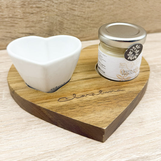 Vassoio con Ciotola Cuore e Crema di Mandorle Claraluna