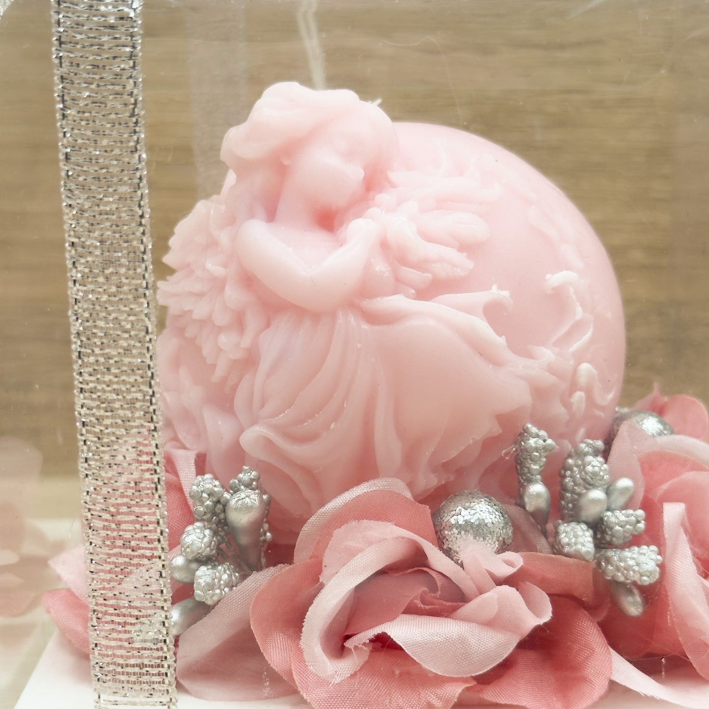 Candela Sfera Con Bambina Rosa Orchidea Bomboniere