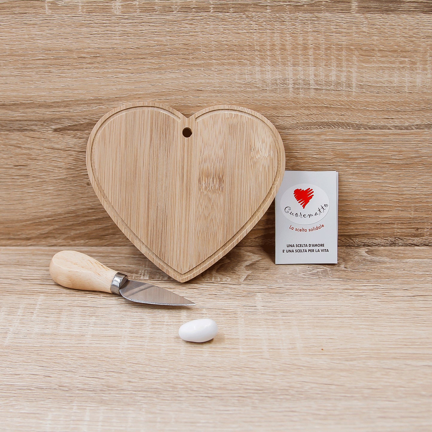 Tagliere Cuore con Coltello Cuore Matto Solidale