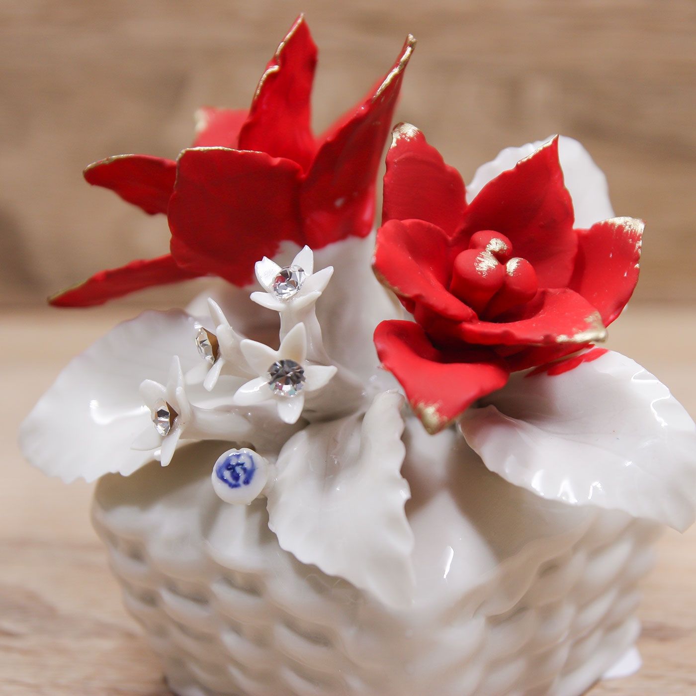 Profumatore Medio con Stelle di Natale Porcellana di Capodimonte Lucida