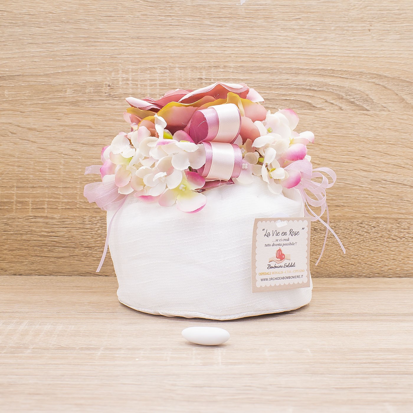 Sacchettone Alto con Ortensie e Fiore Rosa e Sali Profumati Francesi La Vie en Rose