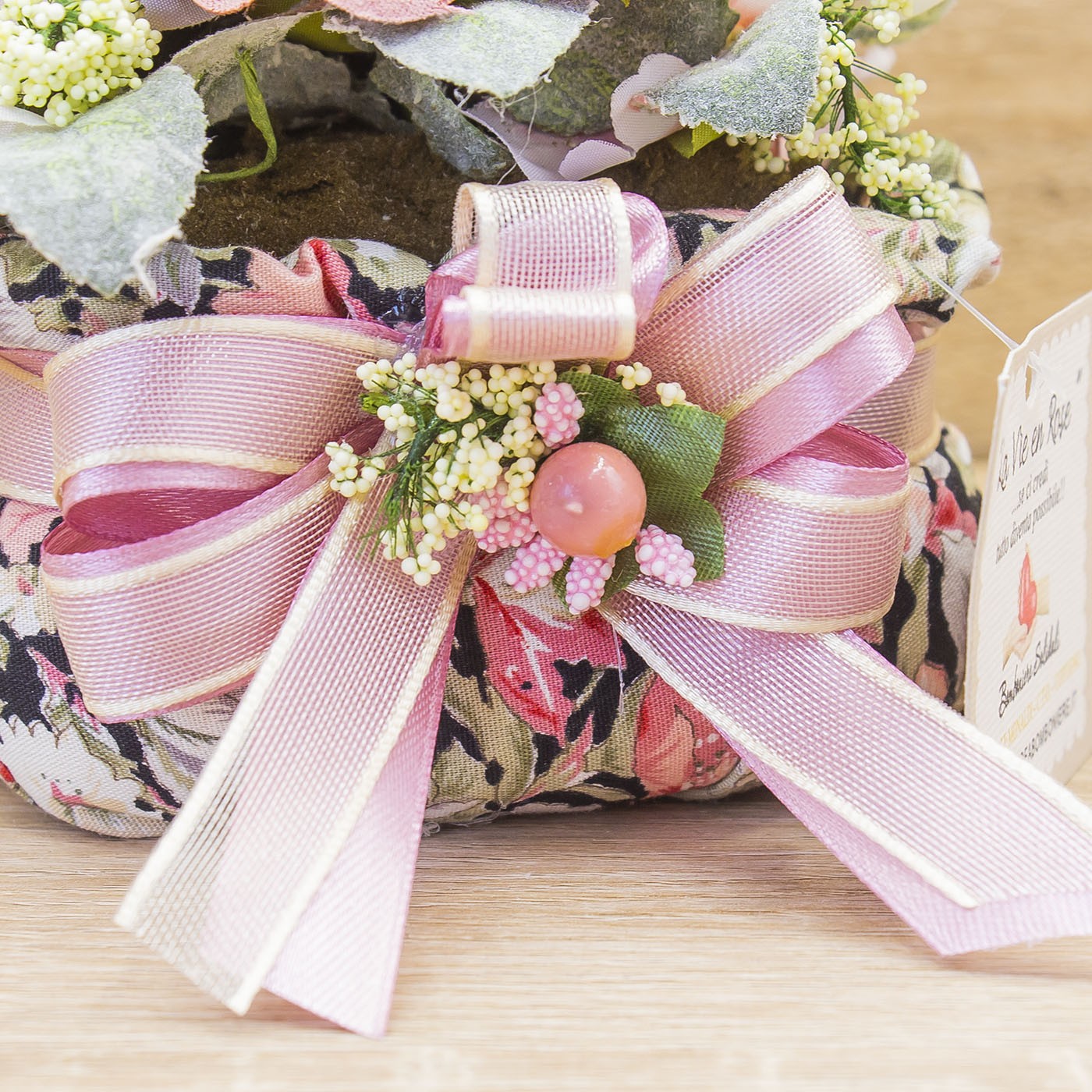 Sacchettone Floreale Fiocco Rosa Antico e Sali Profumati La Vie en Rose