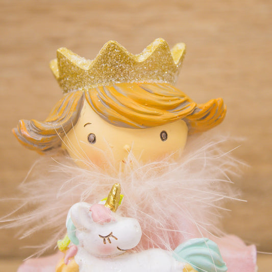 Bimba Principessa con Unicorno tra le Mani Mandorle by Paben