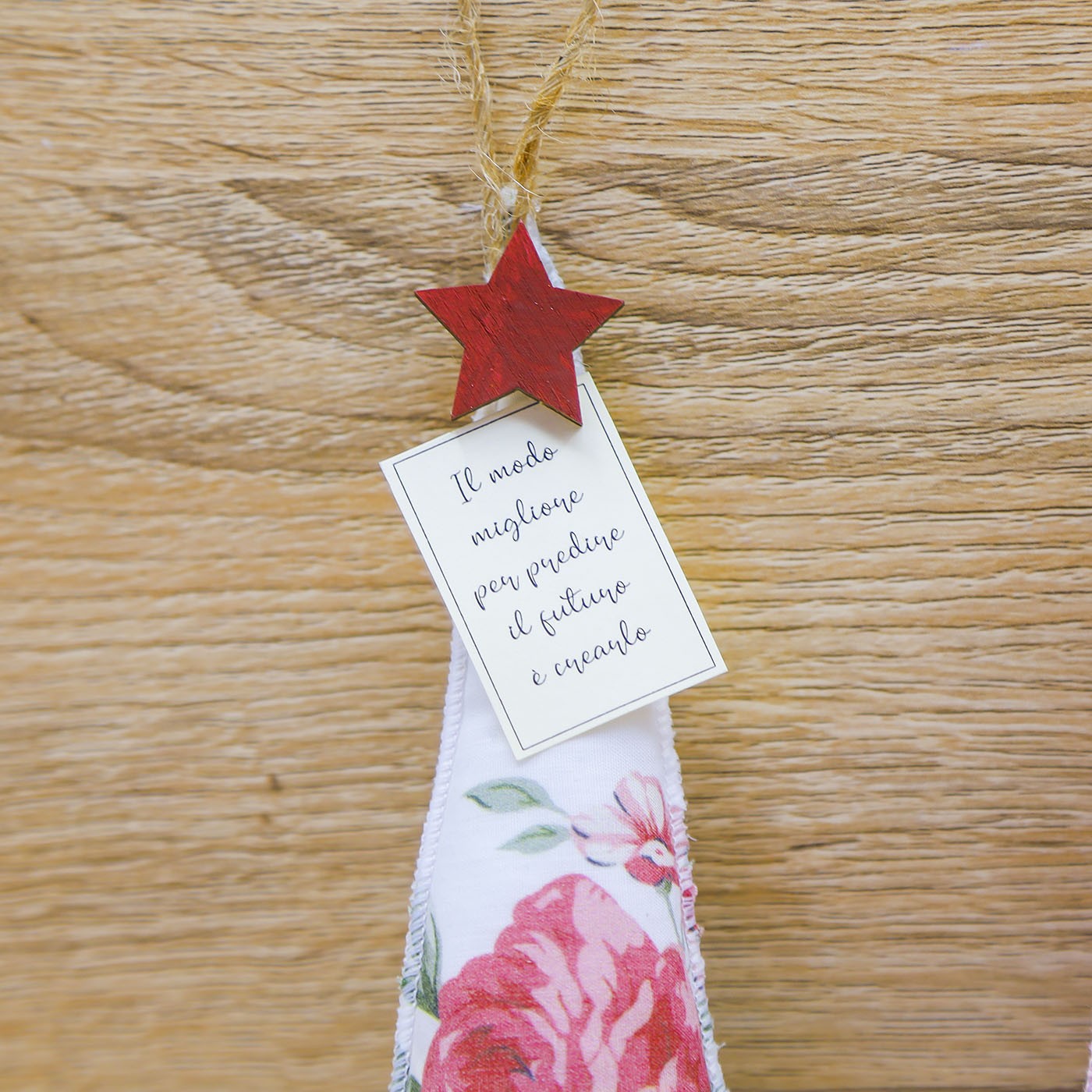 Abete Emozionale con decori di Rose, Sali Profumati e Sacchetto con Rose Beccalli for Life