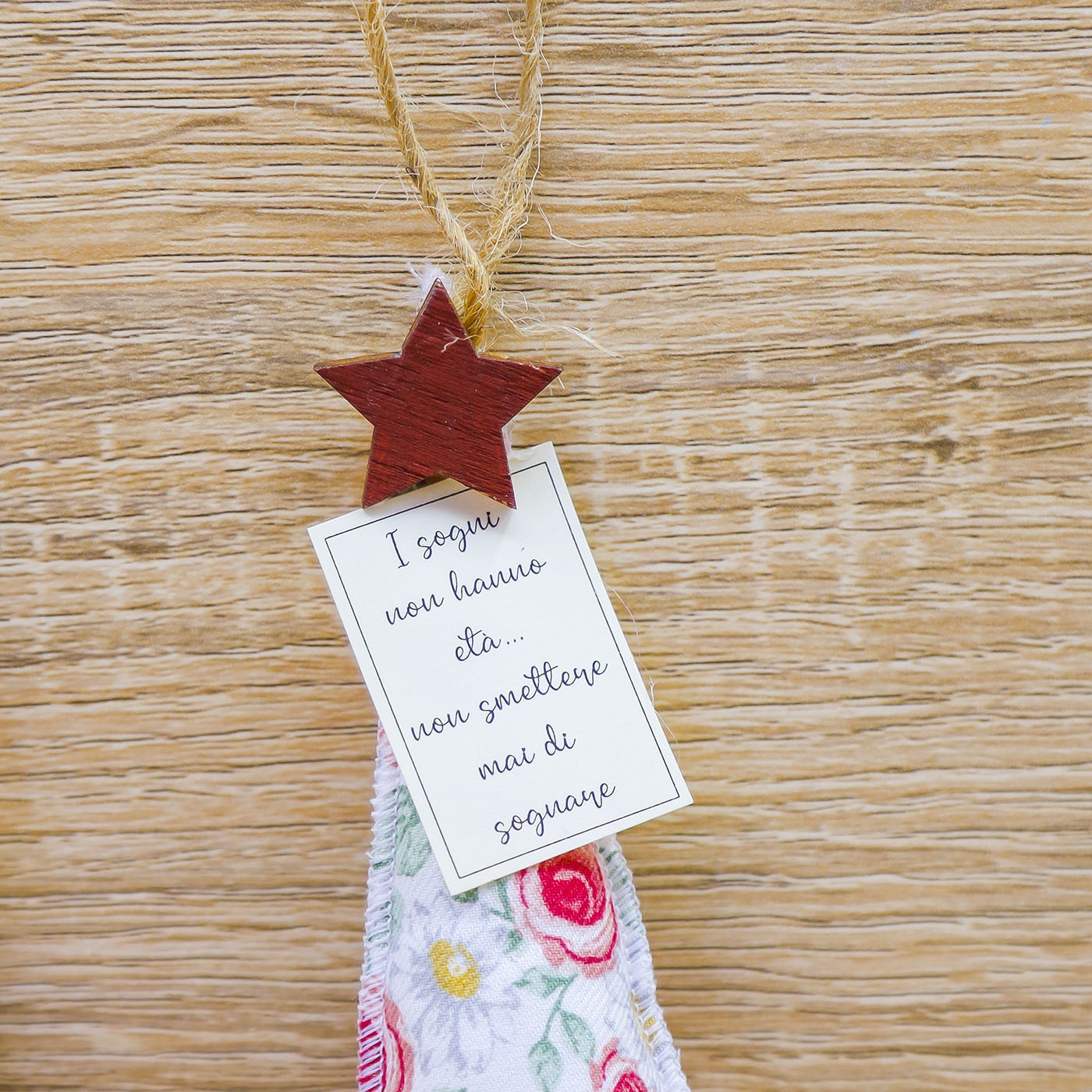 Abete Emozionale con decori di Fiori, Sali Profumati e Sacchetto con Rose Beccalli for Life