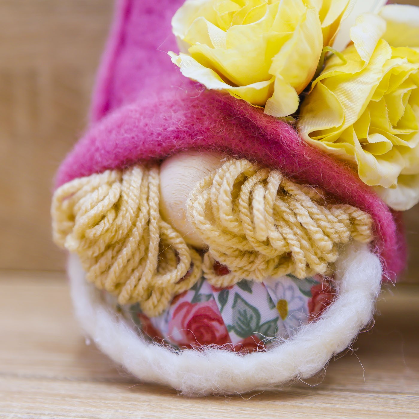 Folletto Fucsia con decori di Fiori, Sali Profumati e Sacchetto con Rose Beccalli for Life