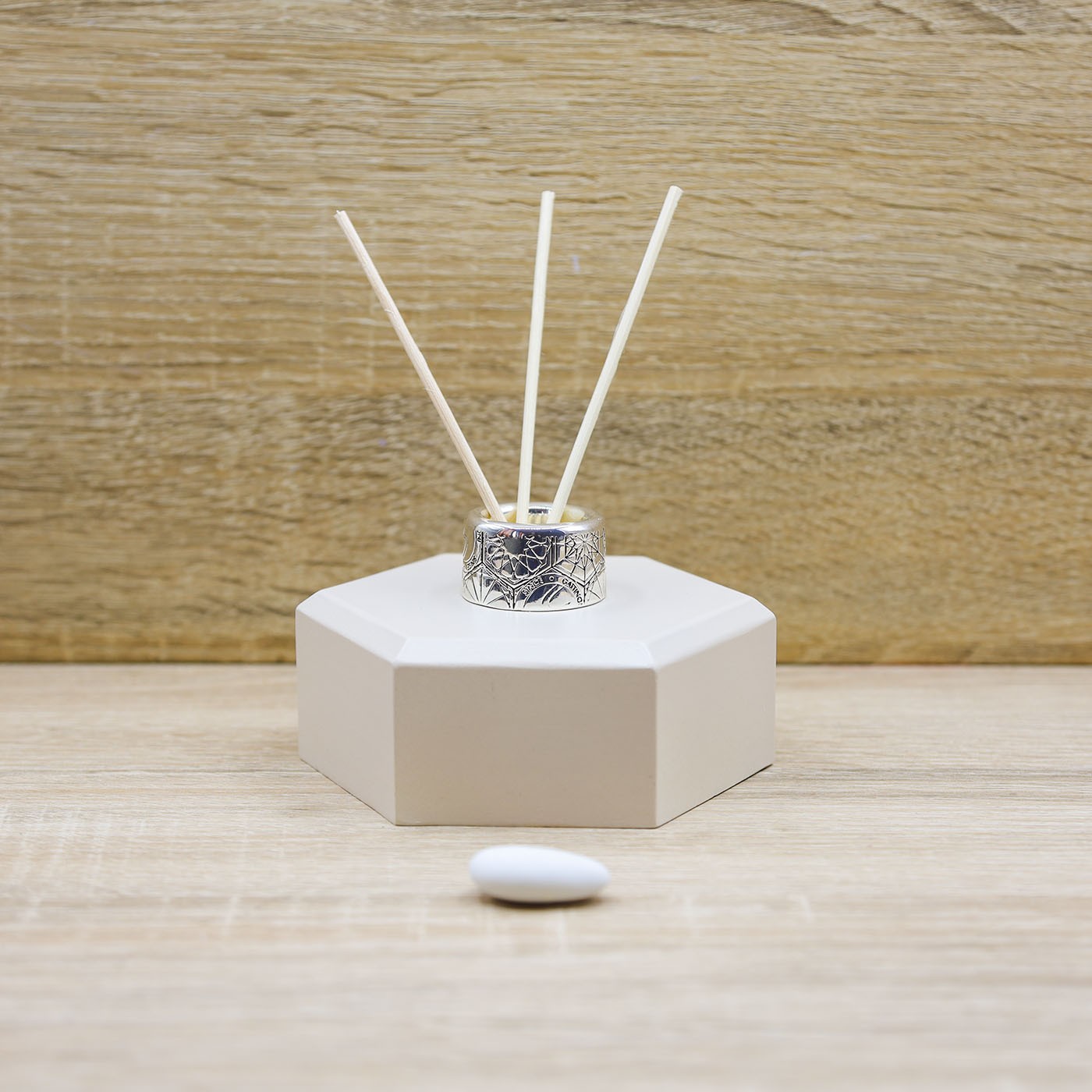 Profumatore Esagonale Avorio Gattinoni