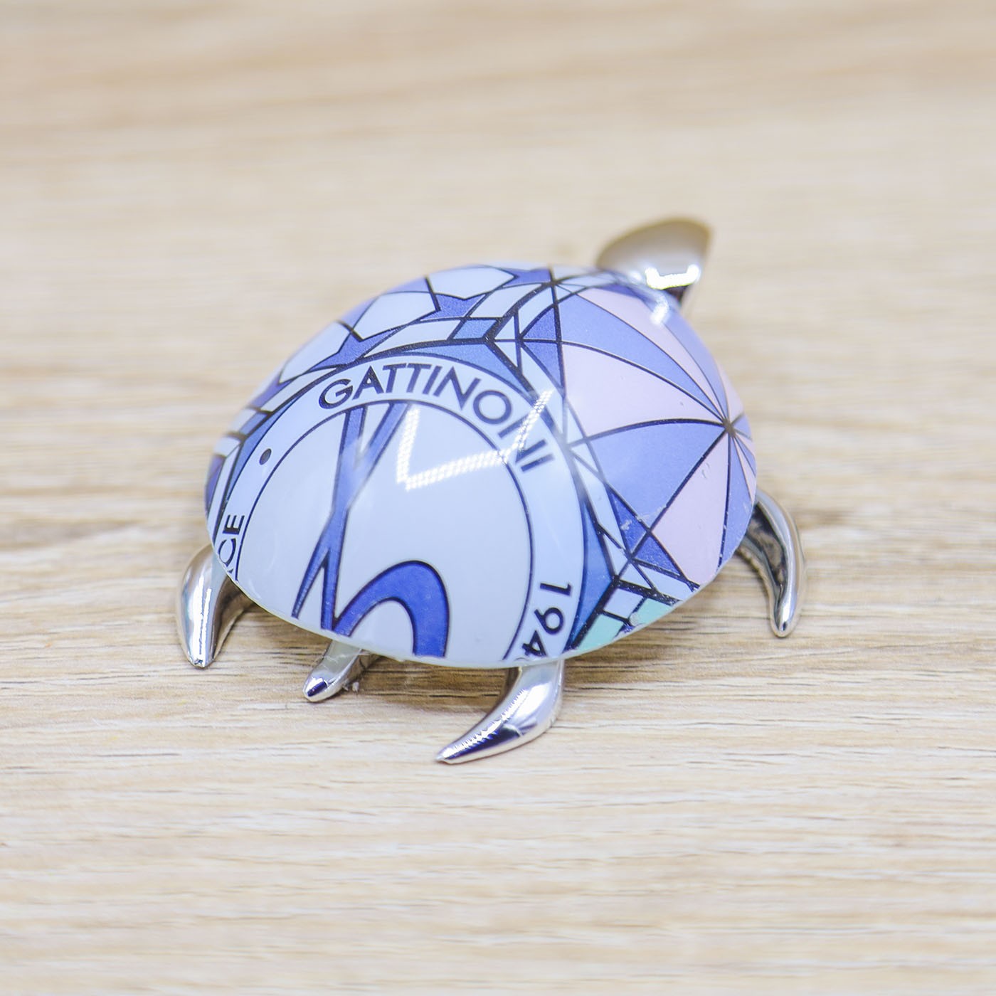 Tartaruga Argento Piccola e Corazza con Decori Blu Gattinoni