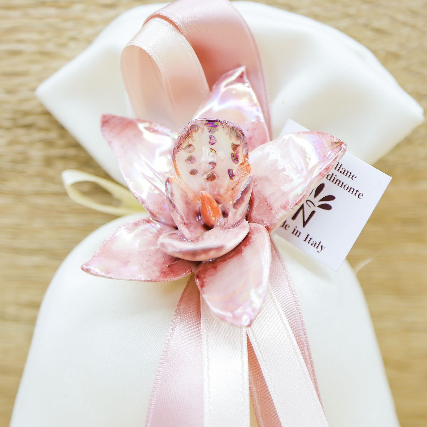 Sacchetto con Fiore Porcellana