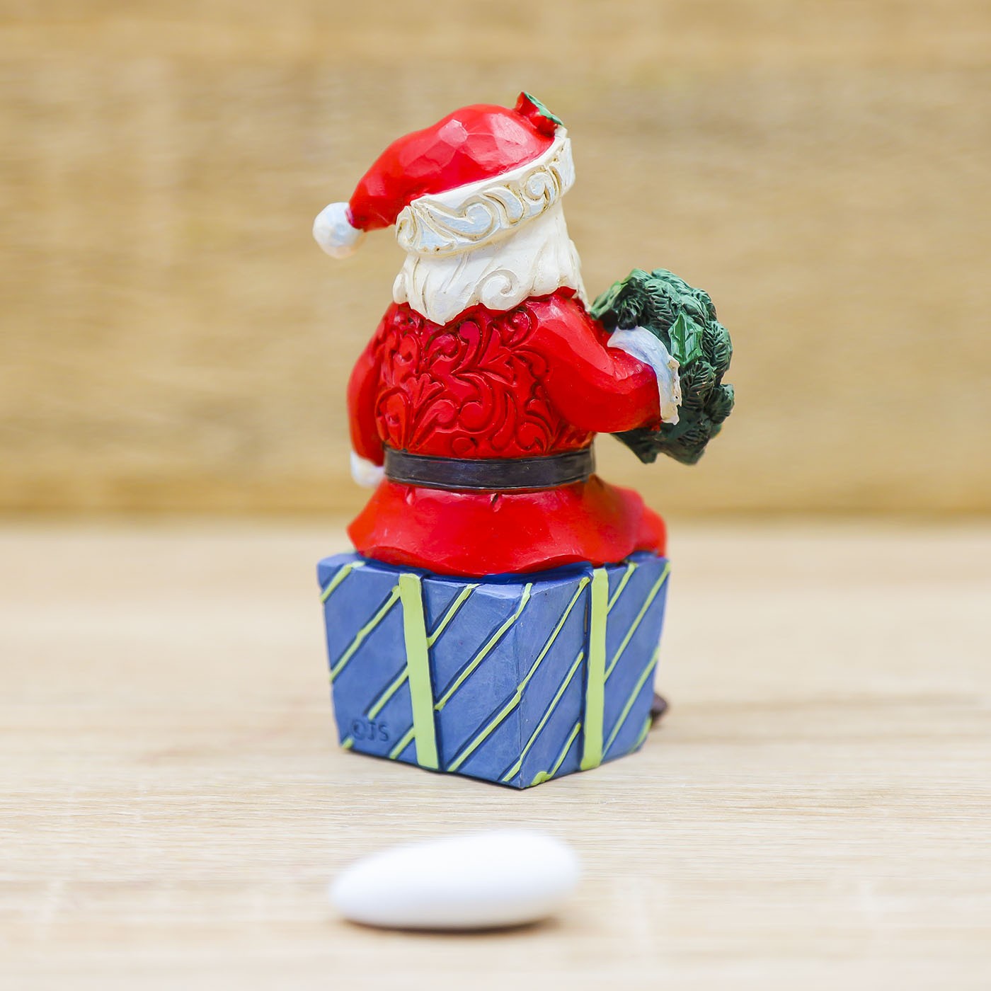 Babbo Natale con Regalo Enesco