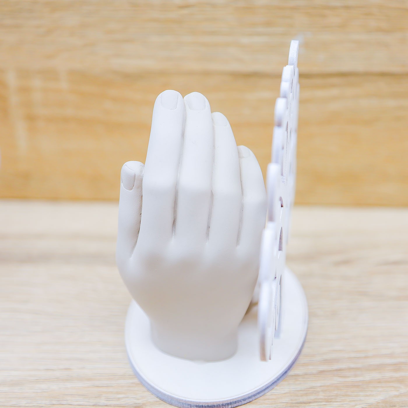 Mano Protettrice con Bimbo e Albero della Vita