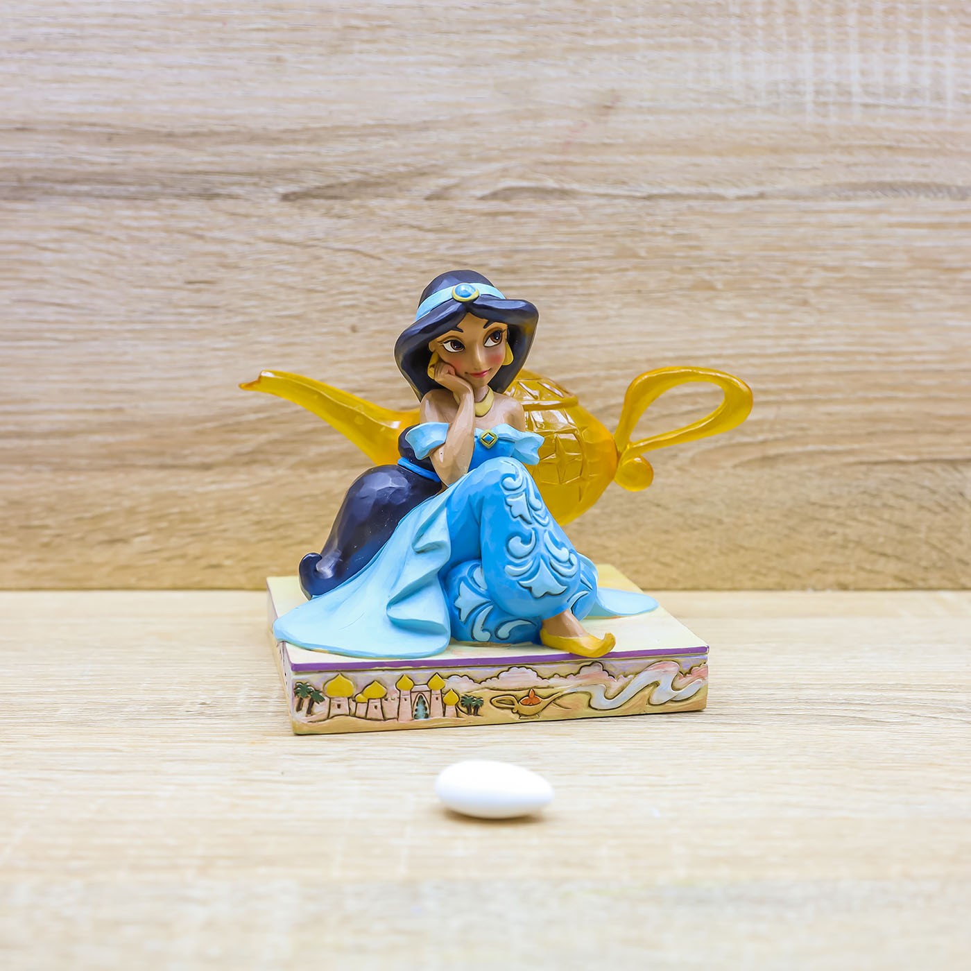 Principessa Jasmine con la Lampada del Genio Disney Traditions