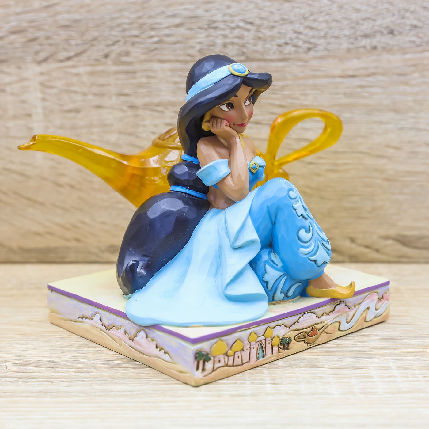 Principessa Jasmine con la Lampada del Genio Disney Traditions