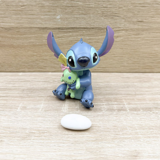 Stitch con bambola Disney Showcase