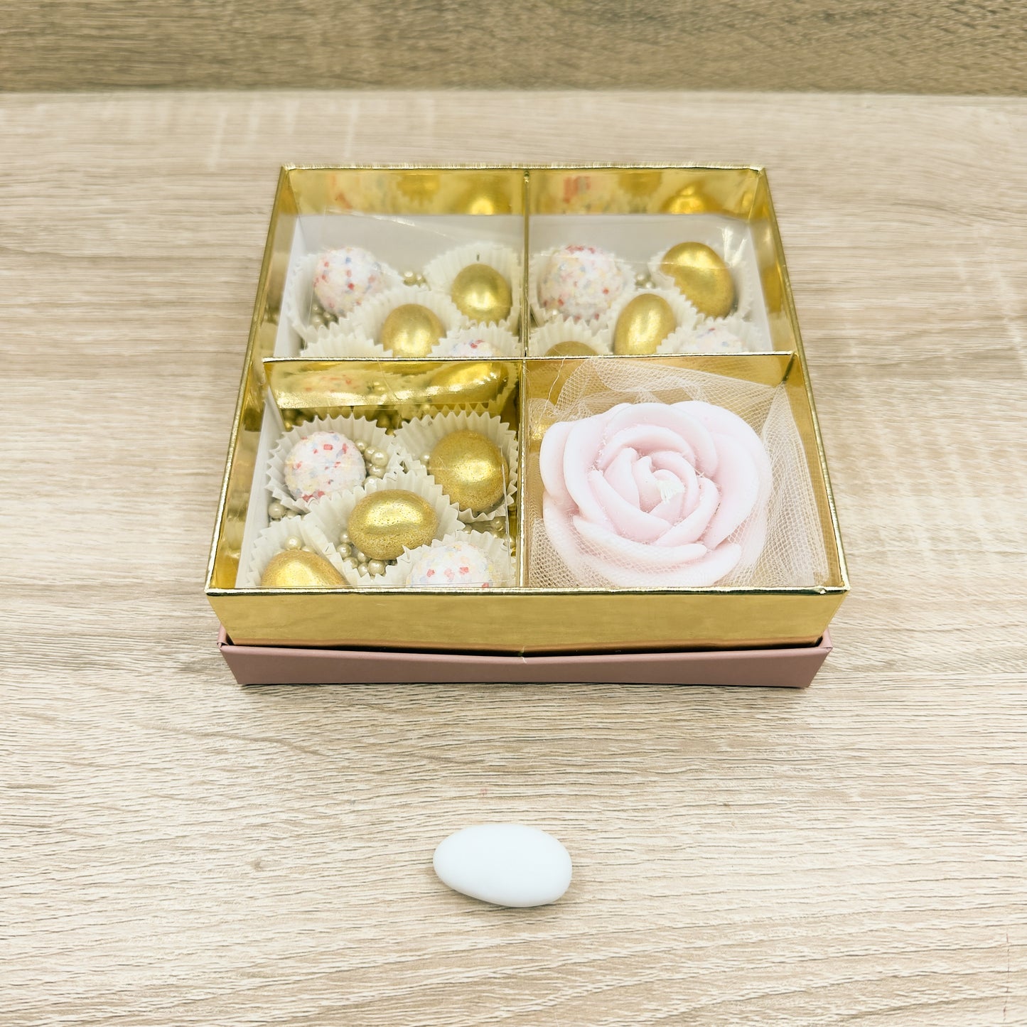 Scatolina Con Confetti E Candela Rosa Orchidea Bomboniere