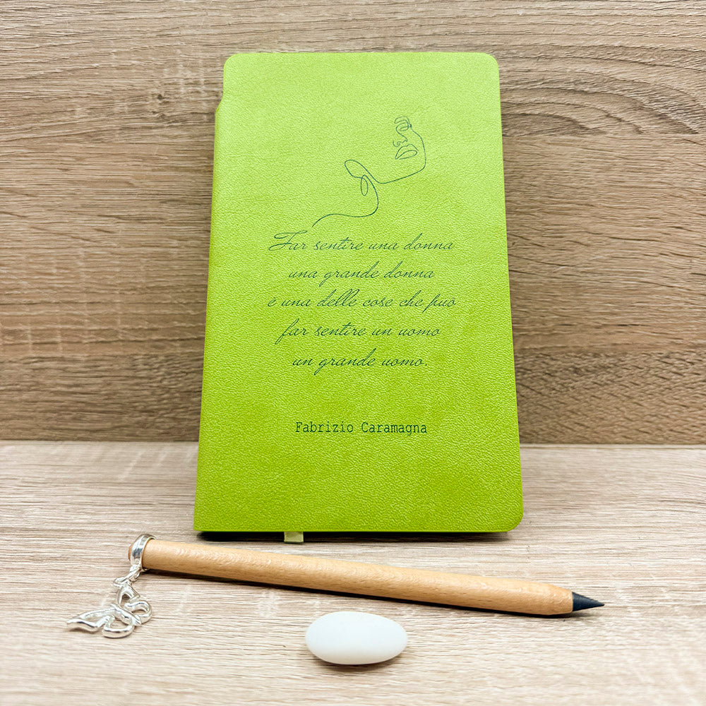 Blocco Note Verde e Matita con Ciondolo Farfalla Tabor