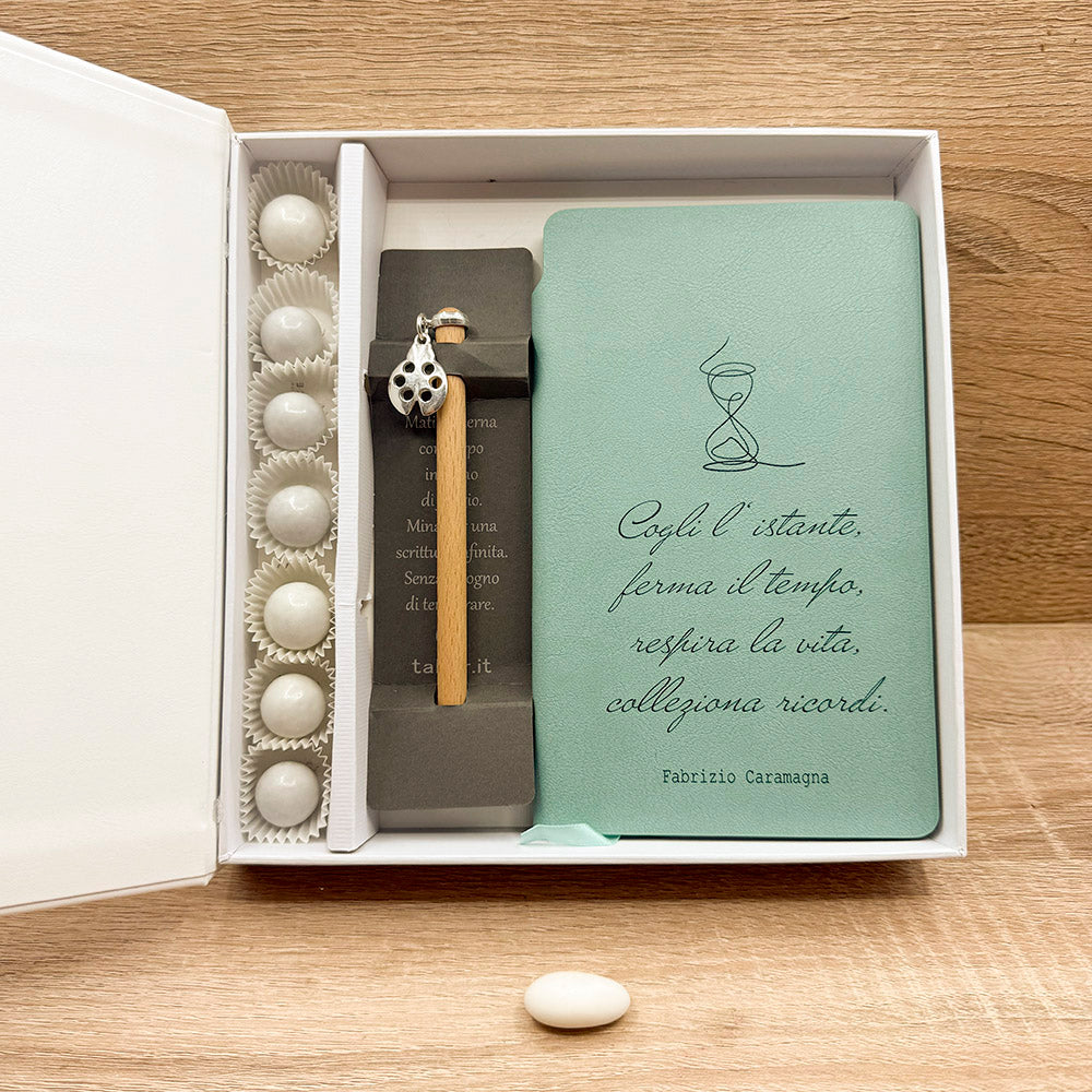 Blocco Note Blu e Matita con Ciondolo Quadrifoglio Tabor