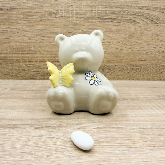Salvadanaio Orsetto Beige Con Farfalla Gialla Orchidea Bomboniere