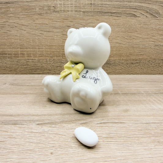 Salvadanaio Orsetto Beige Con Fiocco Giallo E Scritta Orchidea Bomboniere