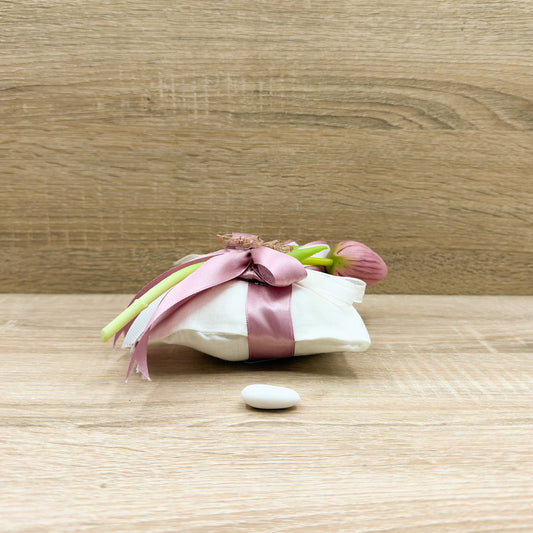 Cuscino Bianco Con Tulipani Rosa Orchidea Bomboniere