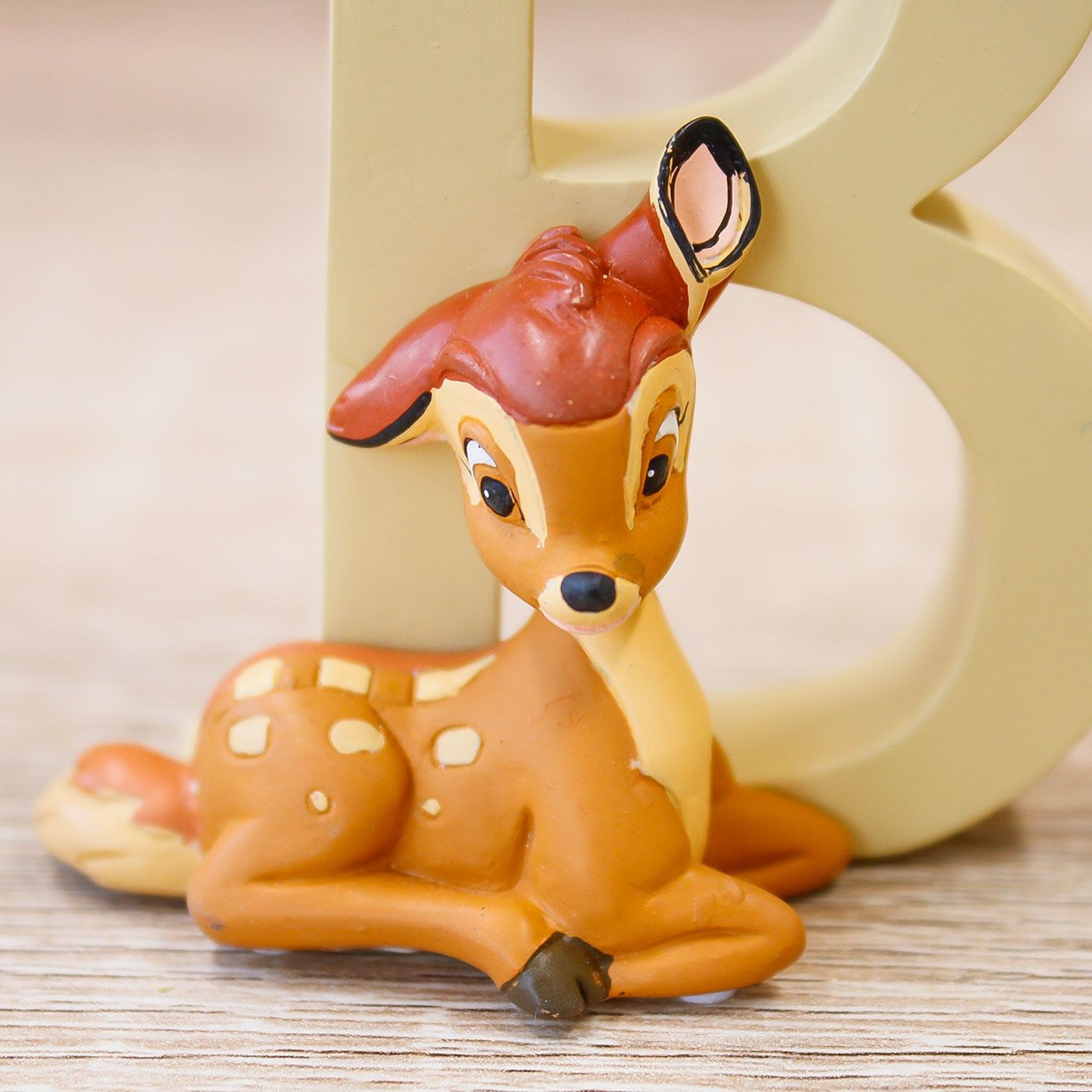 "B" Bambi Disney