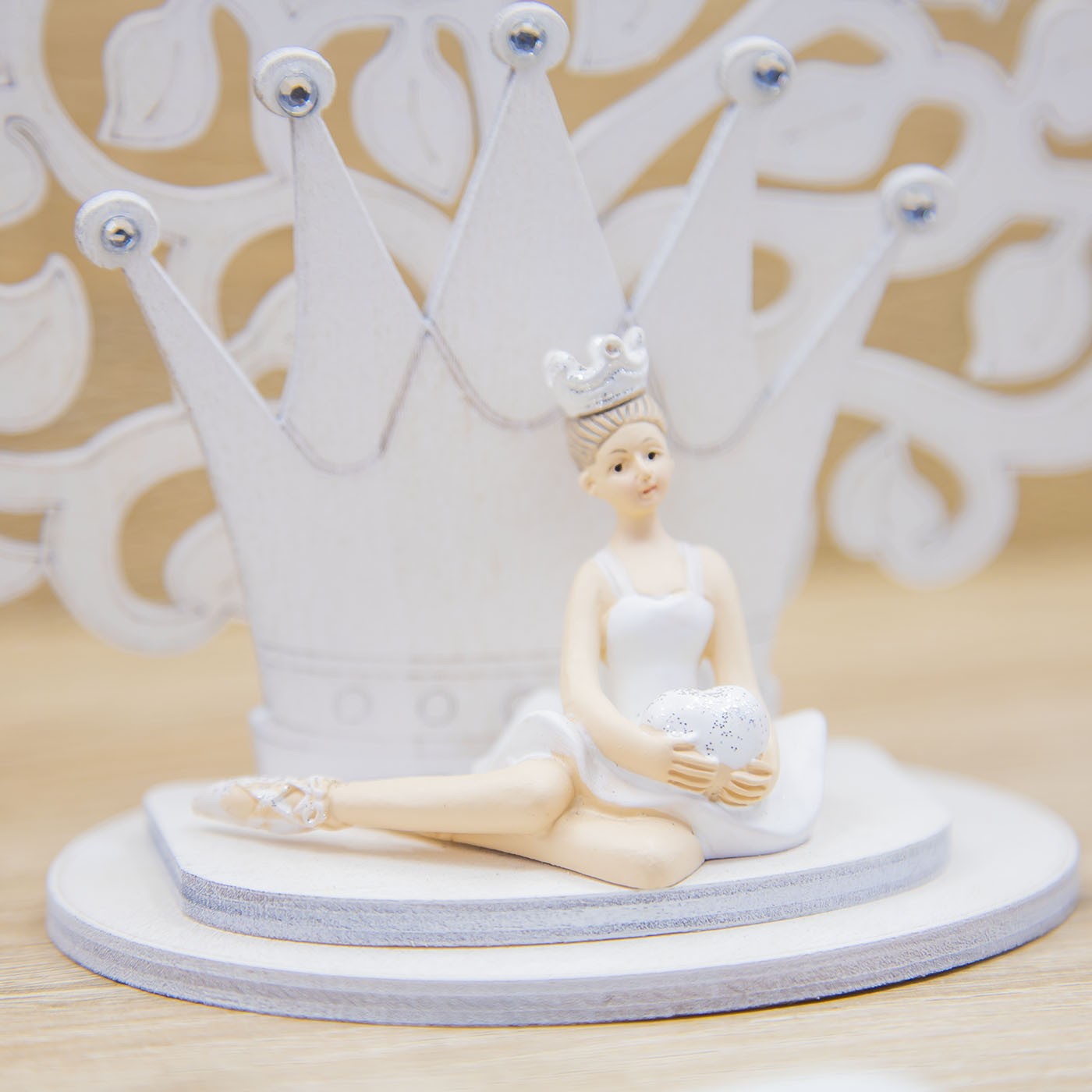 Ballerina con Corona e Albero della Vita