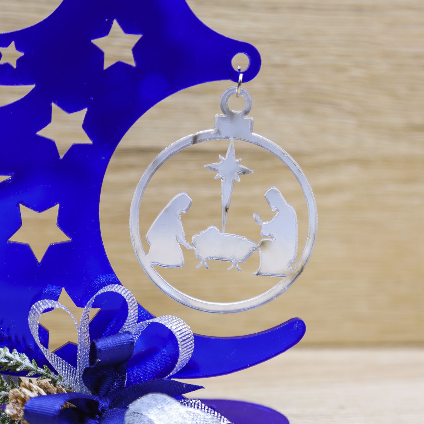 Albero di Natale Blu con Sacra Famiglia